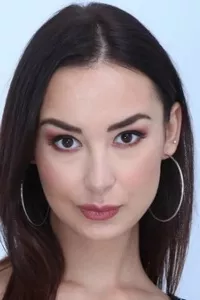 Freya Dee