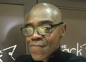 Sean Michaels